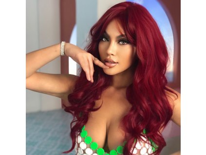 Ohnivě červená dlouhá paruka Ruby s romantickými vlnami
