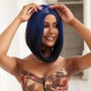 Paruka Sapphire – elegantní bob v královské modři