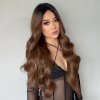 Dlouhá vlnitá hnědá paruka Nora se síťkou (lace front)