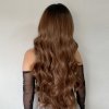 Dlouhá vlnitá hnědá paruka Nora se síťkou (lace front)