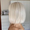 Elegantní platinová blond mikádo paruka Paris s ofinou