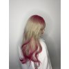 Zářivá blond paruka Sabrina s růžovými kořínky a konečky