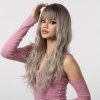 Dlouhá popelavě hnědá vlnitá paruka Anastasia tmavším odrostem
