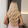 Dlouhá vlnitá paruka Sierra v elegantní přechodové blond barvě