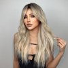Dlouhá platinová blond vlnitá paruka Denisa s jemným přechodem