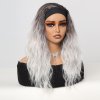 Ombré bílá vlnitá paruka Patricie s černými kořínky a s čelenkou