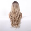 Dlouhá smetanová blond vlnitá paruka Elowen s přirozeným stínováním a se síťkou (lace front)