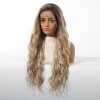 Pískově blond paruka Solene s vlnami a teplým přechodem od kořínků a se síťkou (lace front)