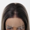 Extra dlouhá rovná studená blond paruka Celestine s kontrastními tmavými kořínky se síťkou (lace front)