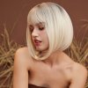 Krátká blond paruka Bria s ofinou