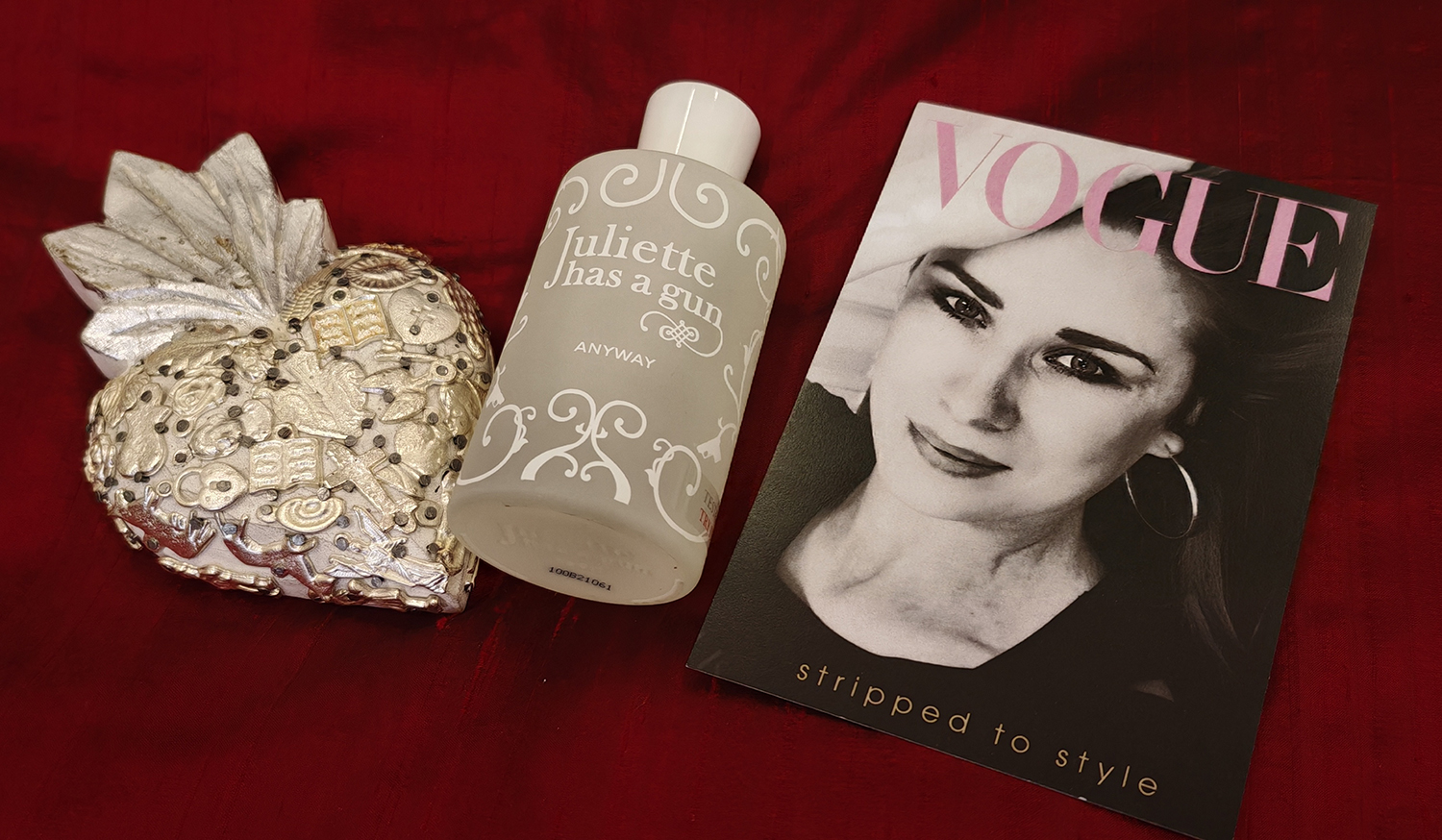 SRDCE V PLAMENECH, VŮNĚ A FOTKA JAKO Z VOGUE?