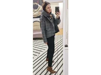 bunda seda kostkovana01