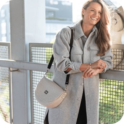 manamana šedá šedá