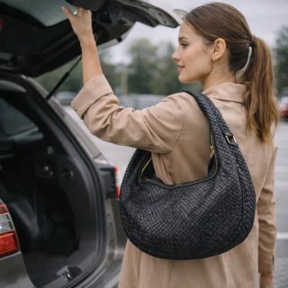 Kabelky na celý den. My víme, že den ženy je honička. Práce, nakup, obstarat děti, psa, uvařit, dat rychlorande nebo spis...