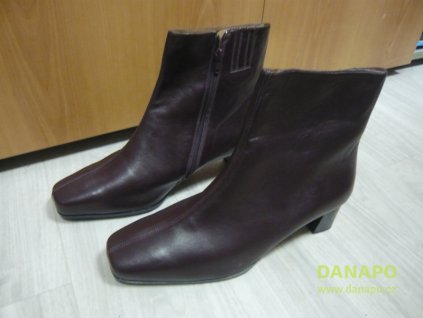 30211 damske zimni boty kozacky scholl livia 42 fialova