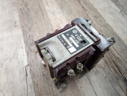 Stykač EPM V13D cívka 48Vss 110V 50Hz 220V 50Hz 40A