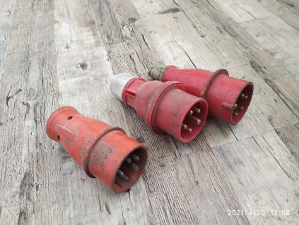 Vidlice 5P 16A / 220/400V IP67 5kolík samec