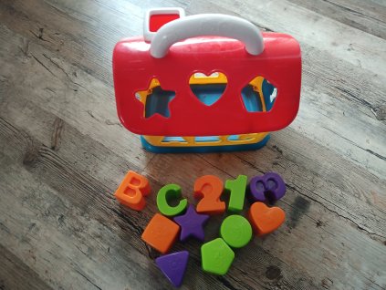 Dětská hračka - vkládačka domeček tvary písmena čísla