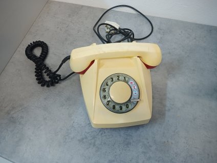 Retro pevný telefon - starý stolní vytáčení TESLA - Stropkov BS20 4FP 120 32