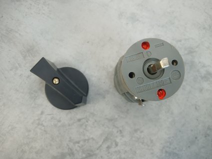 Spínač vačkový přepínač OBZOR VS16 380V 16A 9151 C8