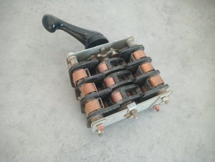 Starý vačkový přepínač spínač vypínač V60 R01
