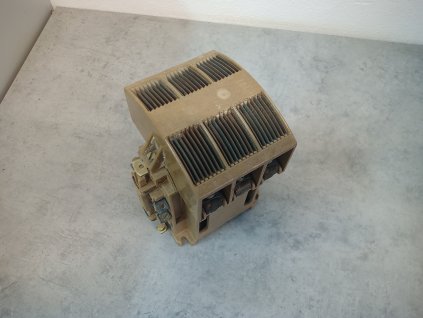 DDR ESGO VEB D40 - TGL 5352 vzduchový stykač BI.1 40A cívka 220V 50Hz