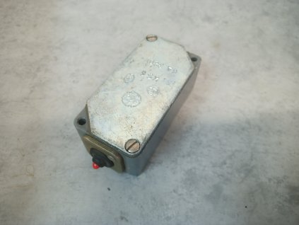 EPM koncový mechanický spínač 2KS6 F11 F20 FK11 FK20 FKR11 FKR02 6A / 380V