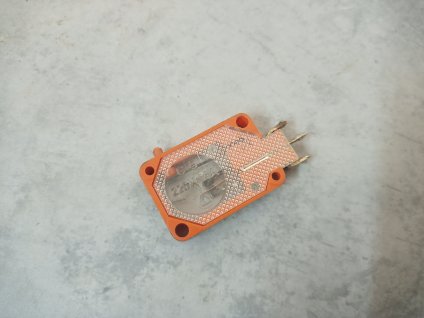 Mikrospínače VEB Robotron Auerbach C2 C3 C5  koncový spínač