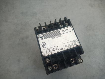 Impulzní relé B 13 110V 50HZ KC 0,833Hz