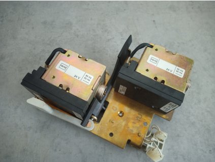 ABB SACE LV zapínací a vypínací modul cívek 24V AC – komplet