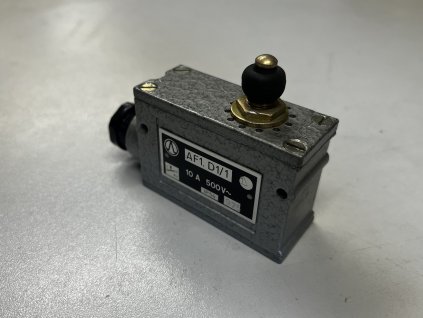 Mikrospínač AF1.D1/1 (Robotron DDR) – 10 A / 500 V AC