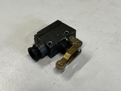 Průmyslový mikrospínač 6004A