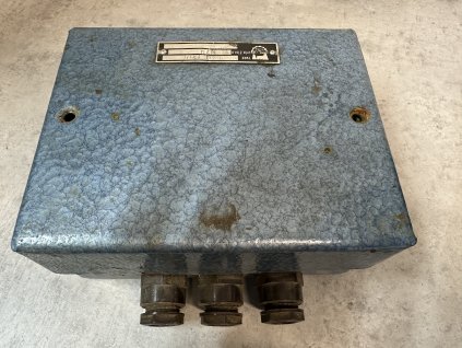 Hladinový spínač KoVoPLAST EZH-12VT - zařízení pro kontrolu hladiny kapaliny