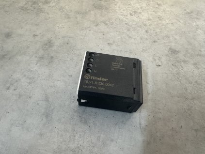 YESLY - Detektor přítomnosti FINDER 18.91.8.230.0042