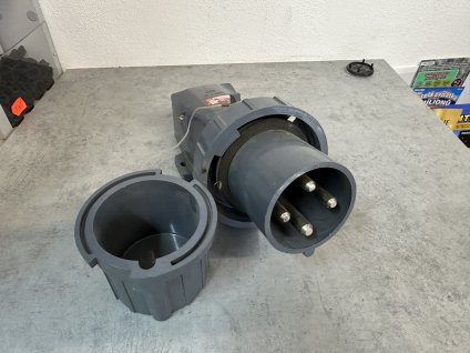 Vidlice nástěnná na kabel 4P 63A/400V IP44 4kolík samec
