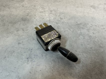 Originál retro přepínač / vypínač 0/1  PAL 12V 5A( 443853114031) MTS, Tatra, Zetor Praga