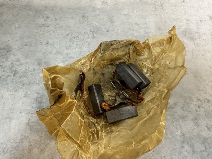 Kompletní sada uhlíků / kartáčů 8x10x25mm pro generátory STC/BST