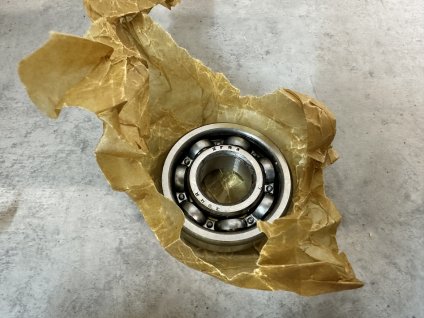 Radiální kuličkové ložisko 6304 20x52x15mm