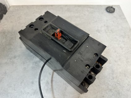 OEZ Jistič hlavní Deon OEZ Letohrad třífázový J2M 50A 50A před elektroměr