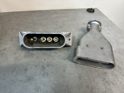 Čápová zásuvka 4P - Vidlice + zásuvka plochá 40A