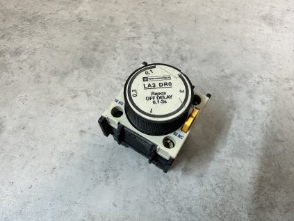 Časové relé - pomocný kontakt Schneider Electric LADR0 (LA3DR0) 0,1-3s 1Z+1V