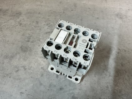 Stykač GE MC0A 01E MC0A301AT 3P +1NC 48V AC 13kW