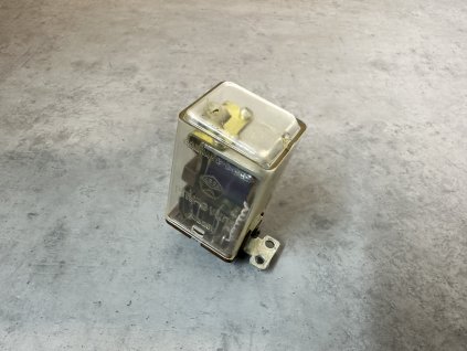 Zásuvné relé / průmyslové relé РПУ-0-УХЛ4 (RPU-O-UXL4) 220VAC