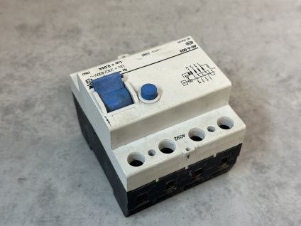 Proudový chránič Schrack 40/4/003 40A 30mA AC BD 004103