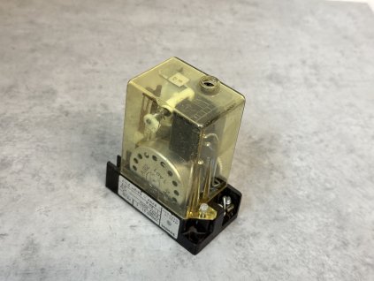 Časové relé Siemens 7PN5051-1 Z53B 220V AC 50Hz 1-20s