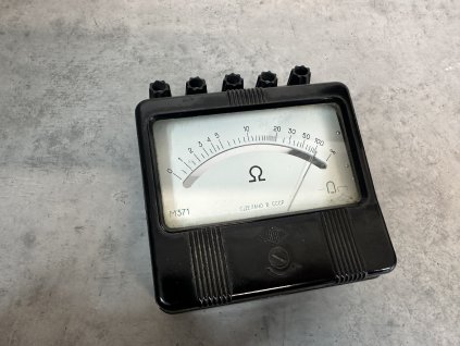 Vintage retro starý analogový ohmmeter M371 vyrobený v SSSR 0-100ohm  (Ω)