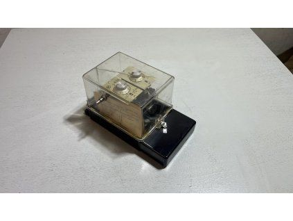 Nadproudové relé A12A