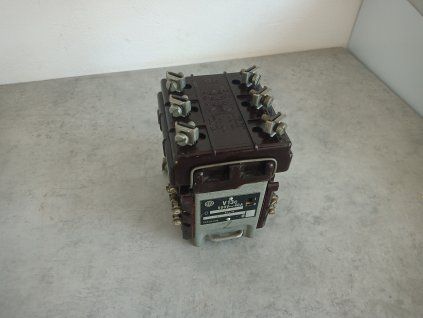 Stykač EPM V13C cívka 380V 50Hz 40A