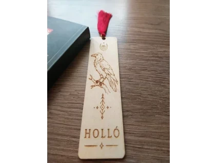 holló1 7