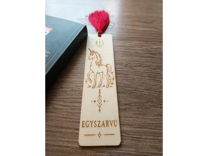 egyszarvú1 8